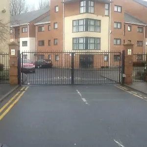 https://liverpool-2-bedroom-apartment.hotelsin-chester.com